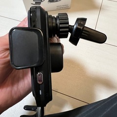 車用スマホスタンドの画像