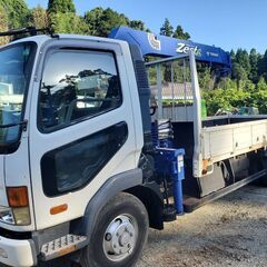 三菱ふそう　４トン　ユニック車　車検2025年10月の画像
