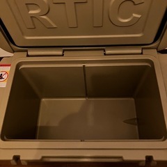 RTIC クーラーボックス　45 キャンプ　BBQ 海の画像