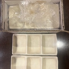 3連ソース入れ　メラミン　25枚(うち10枚新品)の画像