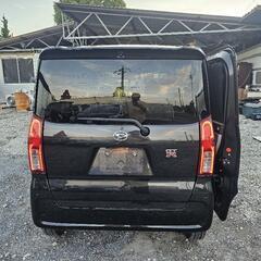ダイハツタントR4の画像