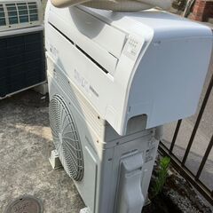 😊ハイセンス エアコン✨6畳程度 2022年製 😊HA-G22EE1✨エアコンクリーニング済みの画像