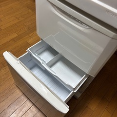 【中古】大型冷蔵庫　三菱 MR-CU37M-Wの画像