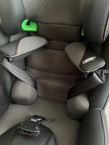 チャイルドシート  アップリカ フォームフィット ISOFIX セーフティープラス