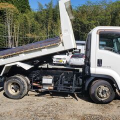 いすゞ　フォワード　４トン　ダンプ車　の画像
