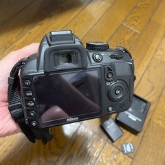 Nikon D3100 一眼レフカメラの画像