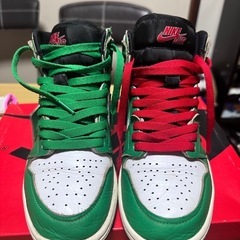 Nike Women's Air Jordan 1 High OG "Lucky Green/White-Sail-Black"   
の画像