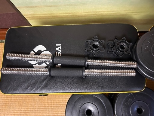 トレーニングベンチ　ダンベルセット　ゴールドジム腰ベルト