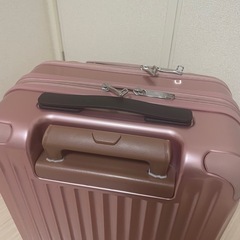 キャリーケースの画像