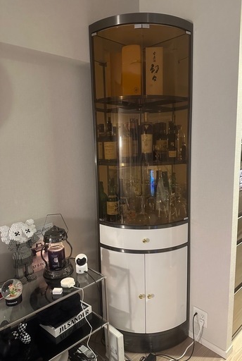 高級キャビネット、棚