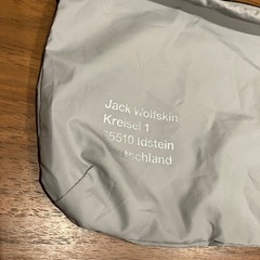 ジャックウルフスキン　グレー　ポーチ　の画像