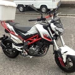 BENELI ベネリ　TNT125 原付2種5速MT 小型二輪 の画像