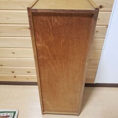 3段カラーボックスの画像