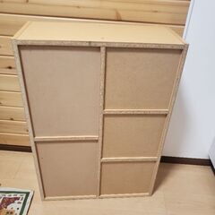 カラーボックス、棚の画像