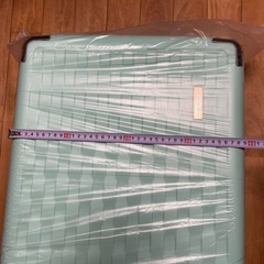 【一度、短時間使用】Sサイズ 人気のミントグリーン☆キャリーケースの画像