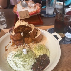 8日か10日カフェ活しませんか🤲😊