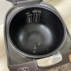 炊飯器の画像