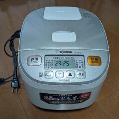 【中古】ZOJIRUSHI NL-DA10 黒圧釜 (５．５合)の画像