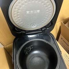 炊飯器の画像