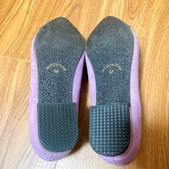 【未使用】Mサイズ VIVIAN ローヒールパンプスの画像