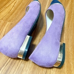 【未使用】Mサイズ VIVIAN ローヒールパンプスの画像