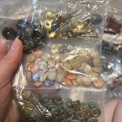 洋服屋さんのボタン詰め合わせの画像