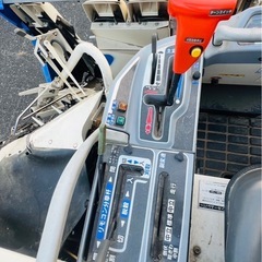 イセキ コンバイン HFC433G 区分4条刈 33馬力 508時間の画像