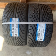 新品夏用タイヤ265/35R18 ２本の画像