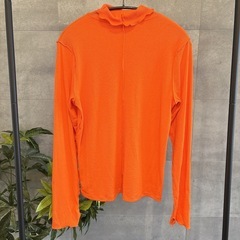 GU ソフトリブタートルネックT L 長袖 オレンジ　薄手　レイヤード　無地の画像
