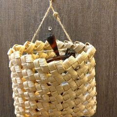 手作り小物入れカゴの画像