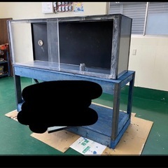 水槽　1200 1800 熱帯魚　古代魚の画像