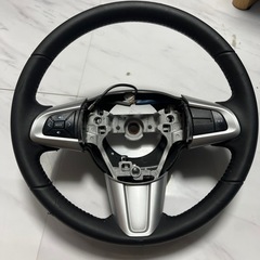 ダイハツ　本革ステアリングリモコン付きの画像