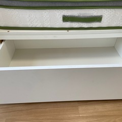 大阪　桜川　セミダブルベッドフレーム 引き出し付き　ニトリ の画像