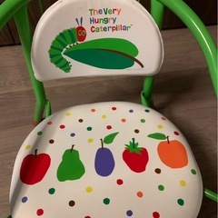はらぺこあおむ豆いすの画像
