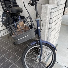 子供乗せママチャリの画像