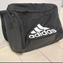 adidas ショルダーバッグ 黒　スポーツの画像