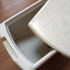 キッチン用品　米びつの画像