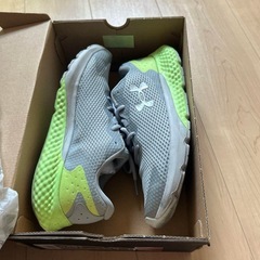 ⭐︎アンダーアーマー　チャージドローグ3 27cmの画像