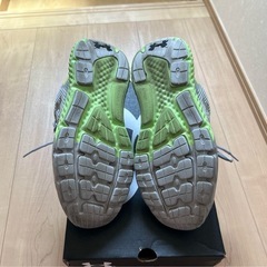 ⭐︎アンダーアーマー　チャージドローグ3 27cmの画像