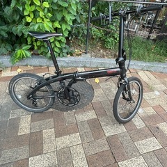 ターン20インチ折りたたみ自転車の画像