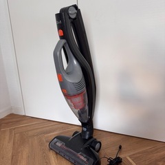 掃除機　ハンディークリーナー　使用期間1年ほどの画像