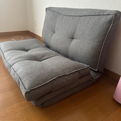 座椅子ソファーの画像