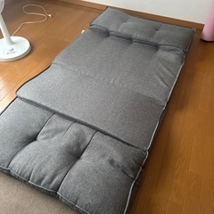 座椅子ソファーの画像