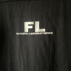 STUSSYとFUTURA LABORATORIESのコラボ 7分丈シャツの画像