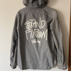 STUSSY薄手ジャケットの画像