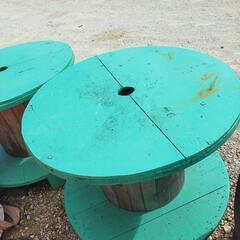 テーブル　２個の画像