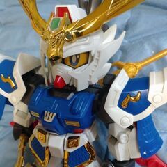SDガンダム 真豪華　劉備ガンダム　組み立て済み完成品　ガンダムプラモデルの画像