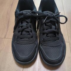 NIKE スニーカー　23cmの画像
