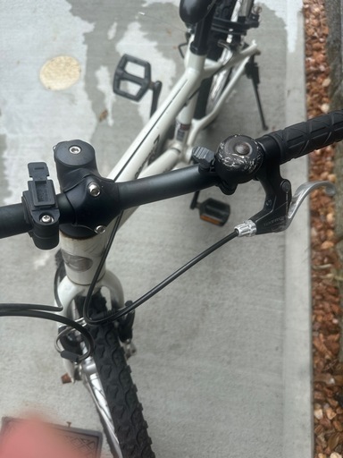 自転車売ります 自転車20インチ (伊藤茉友子) 竹橋のクロスバイクの中古
