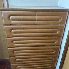 木製タンスの画像